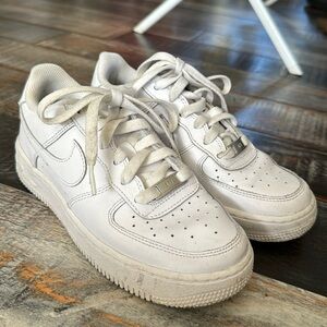 listing-status-banner